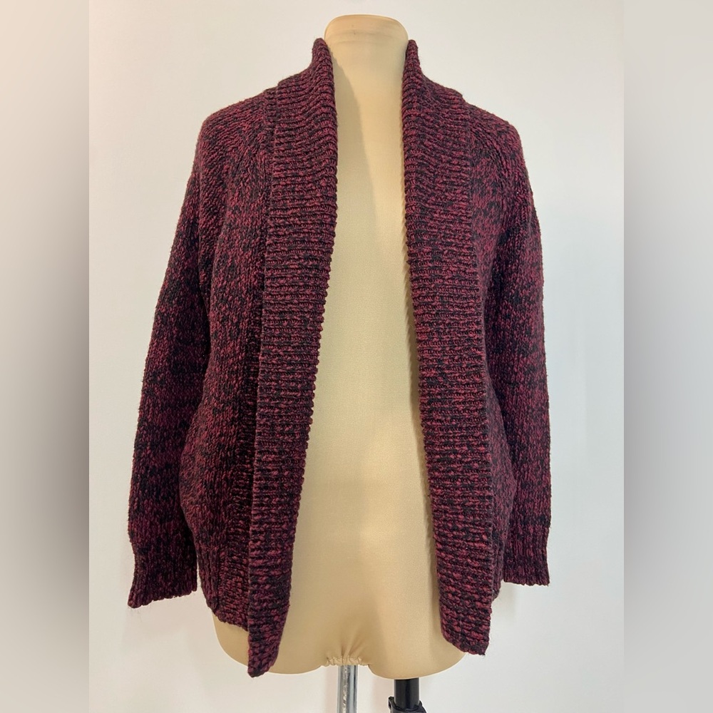 Aritzia Talula Mottled Burgundy Cardigan – Marled Shawl Collar Knit | Size S